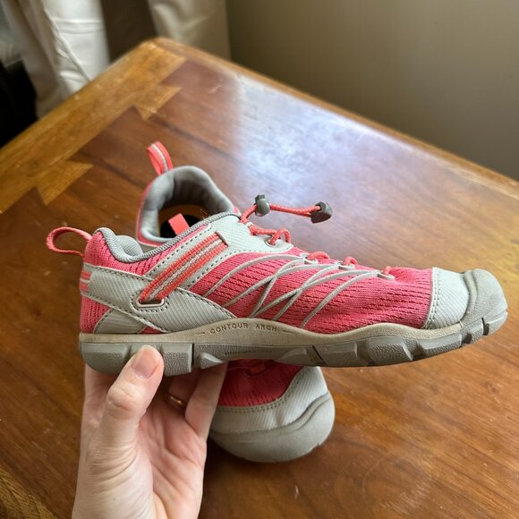 KEEN Chandler CNX Hiking Shoe | Kids Girls size 3 | Drizzle/Dubarry pink - Picture 6 of 9